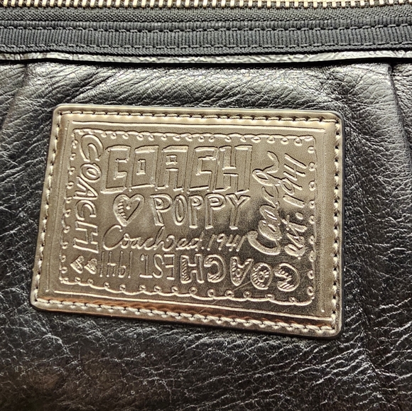 Coach Poppy Glam Tote Y2K Metallic Black Leather with silver accents EUC - Picture 9 of 16